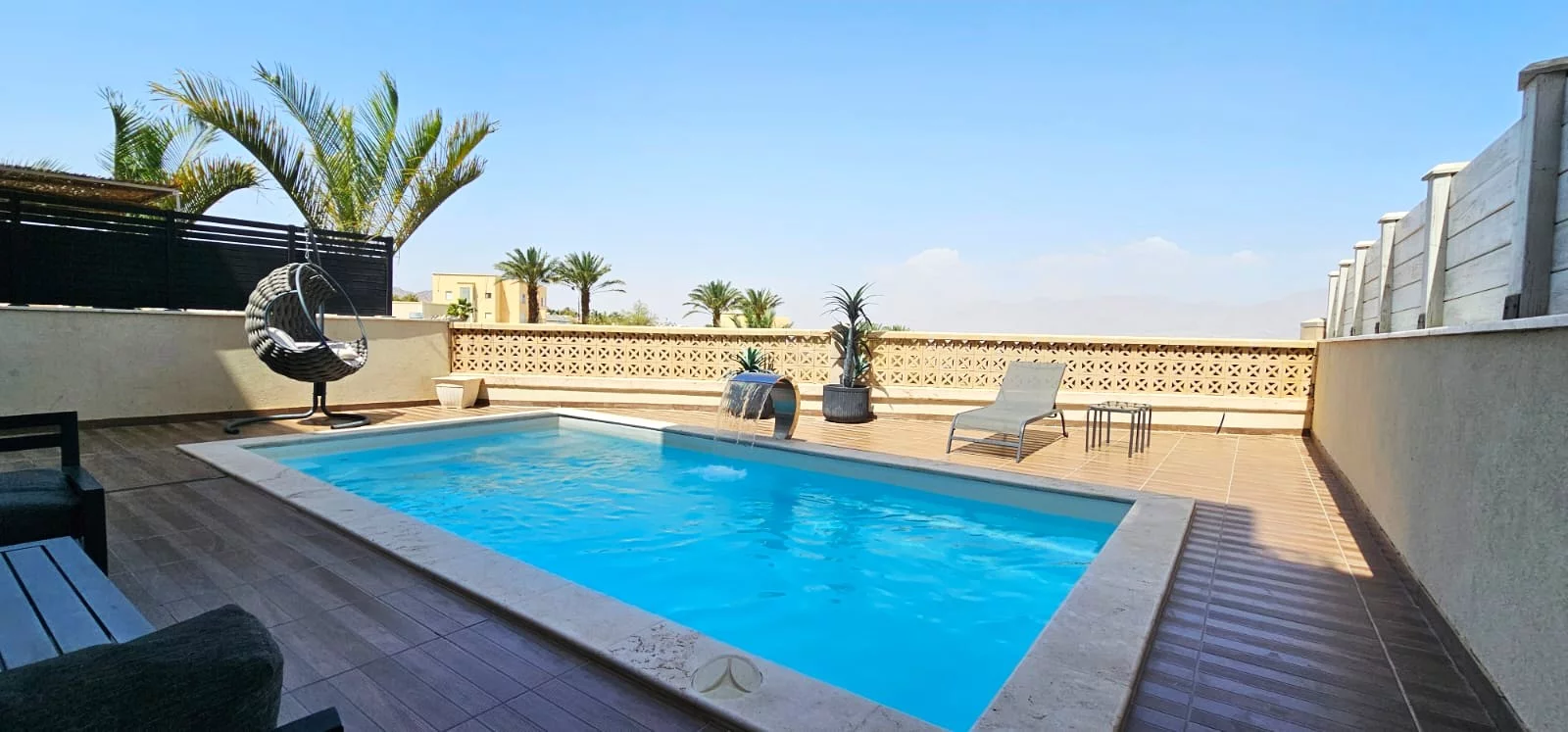 avec terrasse,calme,Au centre,Balcon sur la mer,Bon emplacement,Bonne occasion,Endroit calme,Etage haut avec vue,Proche de la mer,Vue sur la mer,A ne pas manquer !,agreable,bien agencé,clair,Bel appartement,Bonne affaire,Bonnes orientations,En bon etat,En