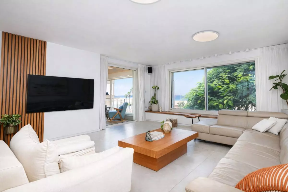 Villa en première ligne face à la mer à Ashdod
