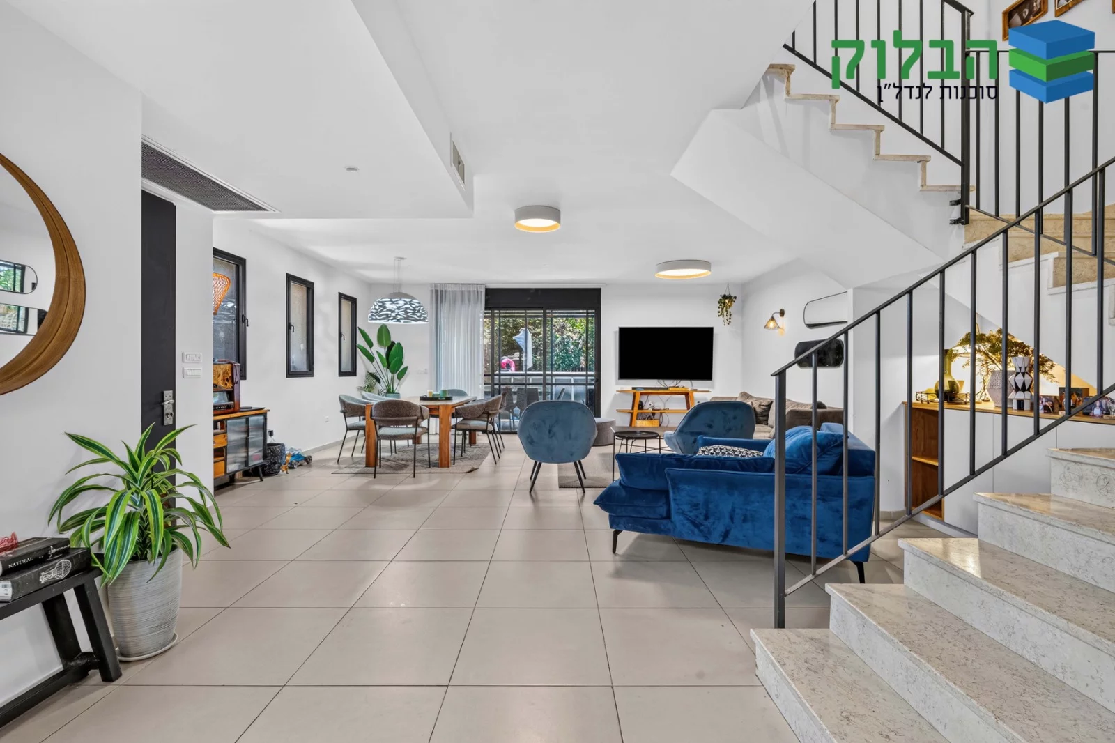 In vendita – Proprietà di lusso e rara a Rishon LeZion! ? Shikun HaMizrach – Via Marbad HaKsamim